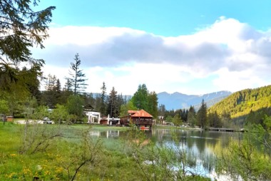 Lago di Dobbiaco (10 min.)